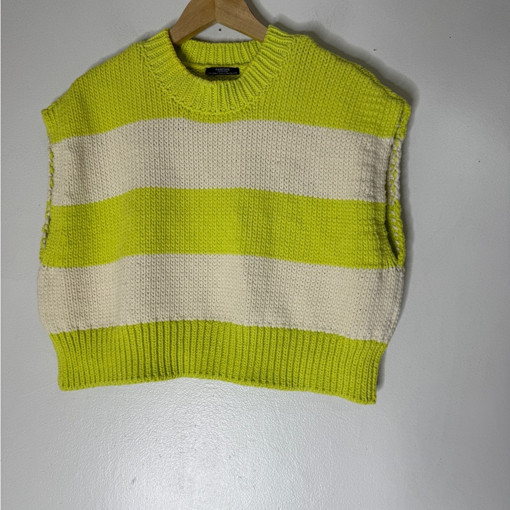 Parfois Lime Green‎ Cream Stripe Sleeveless Crop Sweater Size Small